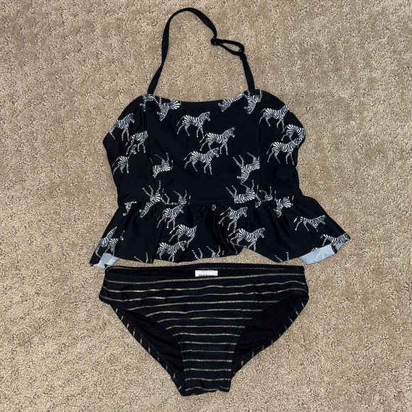 Old Navy Other - Cute zebra suit 🦓